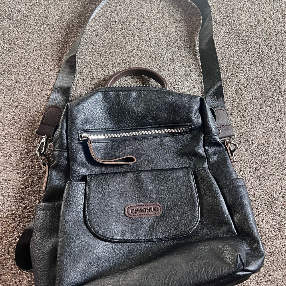 Chic Black Leather Medium Backpack - image 2